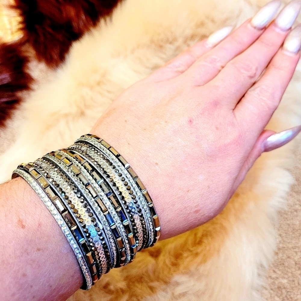NWT GREY LEATHER BEAD EMBELLISHED CUFF BRA…